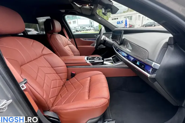 BMW 740 (Seria 7) din 2025 cu 9.700 km - oferta BMW226324 - foto 17