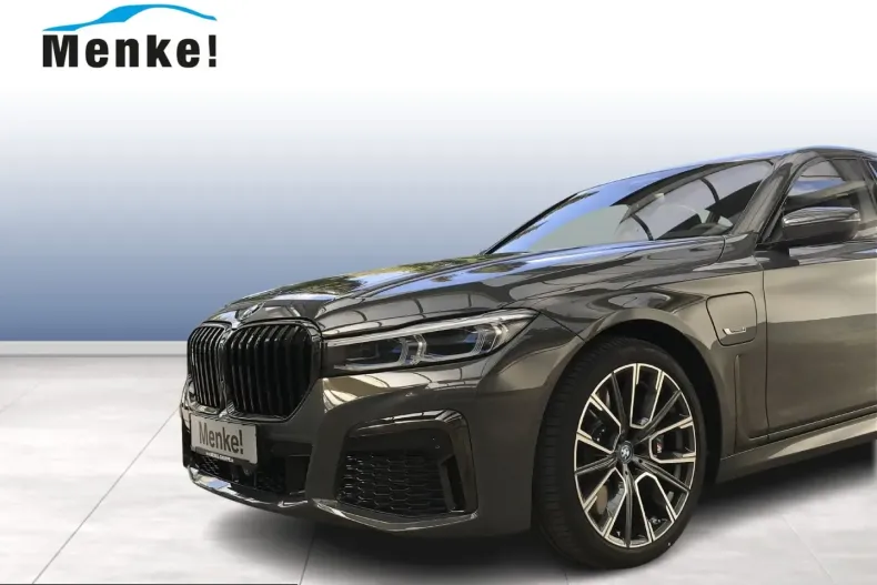 BMW 745 (Seria 7) din 2021 cu 84.150 km - oferta BMW226325 - foto 3