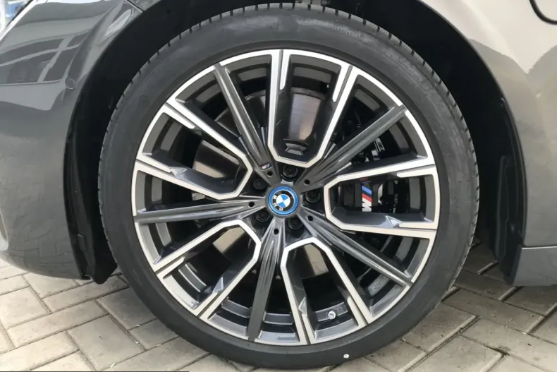 BMW 745 (Seria 7) din 2021 cu 84.150 km - oferta BMW226325 - foto 37