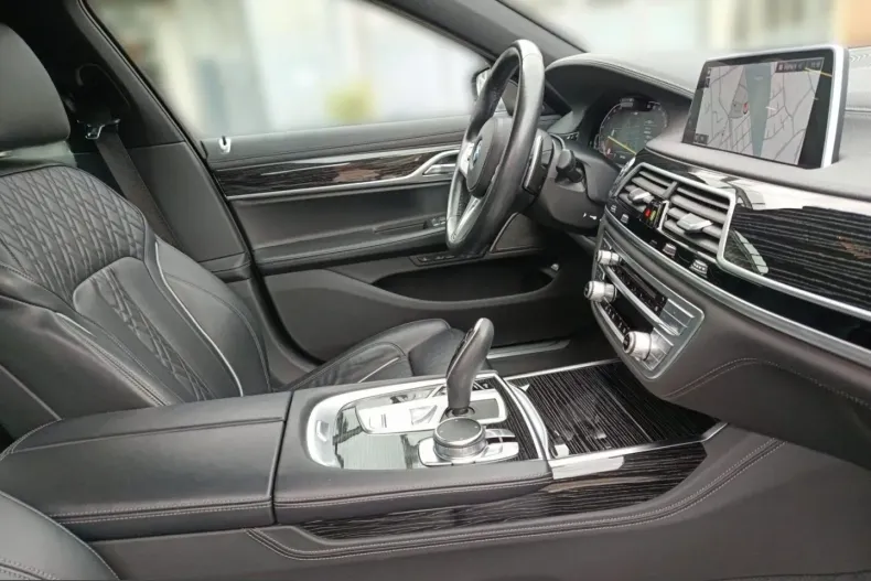 BMW 730 (Seria 7) din 2022 cu 77.074 km - oferta BMW226326 - foto 24