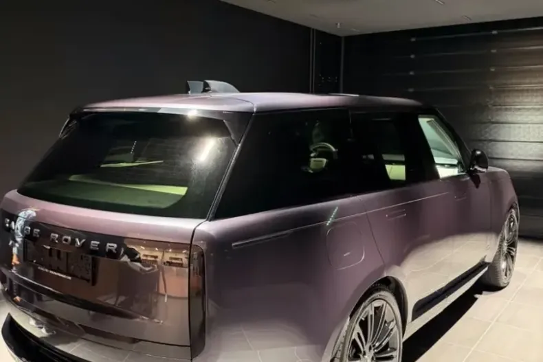 Land Rover Range Rover din 2023 cu 14.000 km - oferta LAN226331 - foto 8