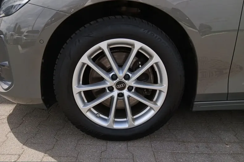 Audi A6 din 2025 cu 30.060 km - oferta AUD226347 - foto 6