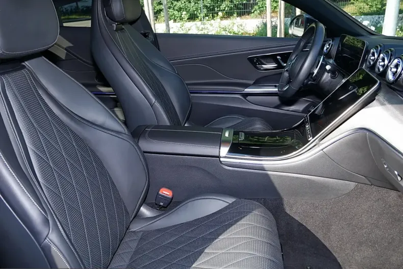 Mercedes-Benz CLE 53 AMG (Clasa CLE) din 2024 cu 25.110 km - oferta MER226348 - foto 5