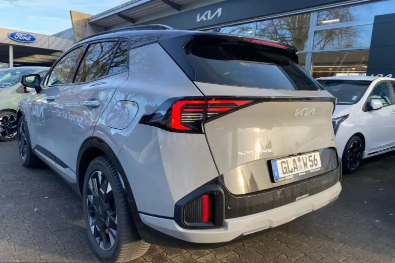 Kia Sportage din 2025 cu 5.000 km - oferta KIA226354 - foto 4