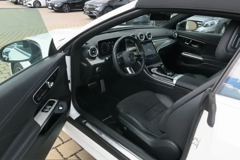 Mercedes-Benz CLE 200 (Clasa CLE) din 2025 cu 29.471 km - oferta MER226355 - foto 10