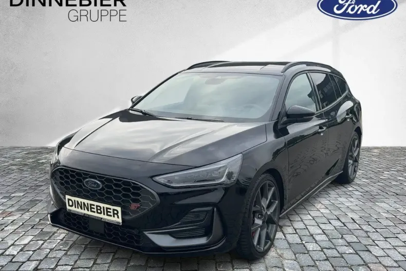 Ford Focus din 2025 cu 24.408 km - oferta FOR226356 - foto 1
