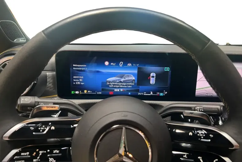 Mercedes-Benz A 45 AMG (Clasa A) din 2024 cu 22.300 km - oferta MER226357 - foto 7