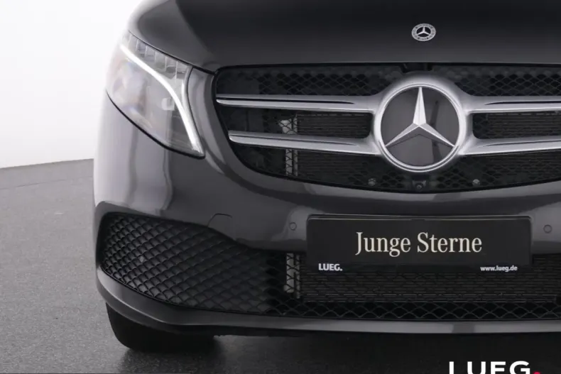 Mercedes-Benz V 300 (Clasa V) din 2024 cu 21.441 km - oferta MER226362 - foto 18