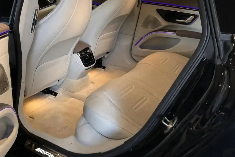 Mercedes-Benz EQS (Clasa S) din 2023 cu 24.589 km - oferta MER226363 - foto 7