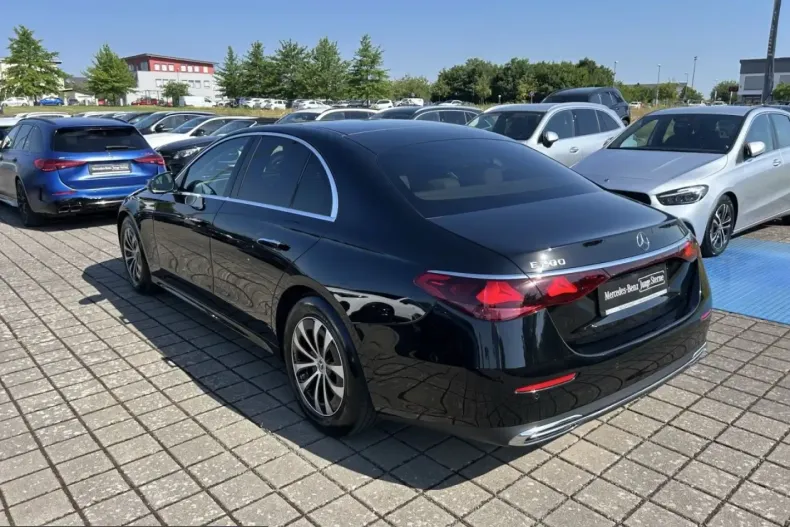 Mercedes-Benz E 200 (Clasa E) din 2025 cu 23.425 km - oferta MER226367 - foto 6