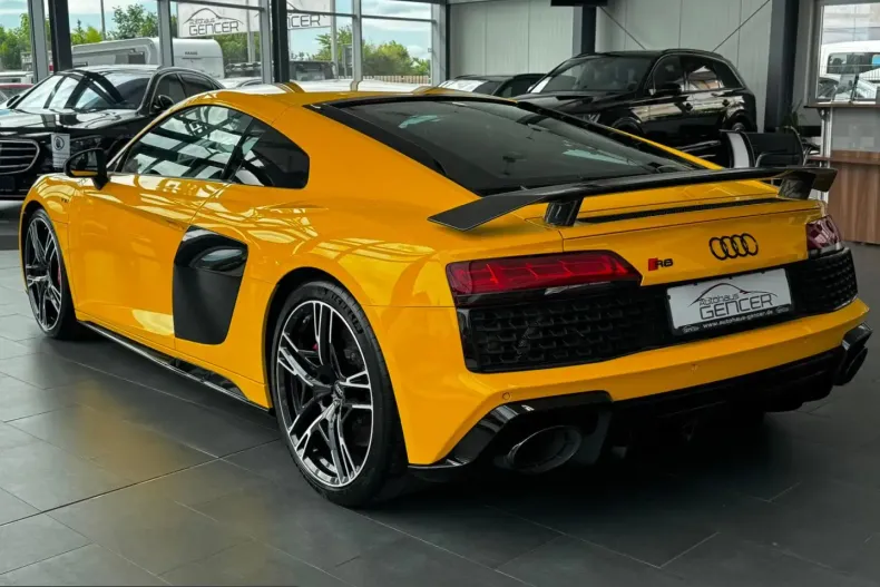 Audi R8 din 2024 cu 12.600 km - oferta AUD226372 - foto 6