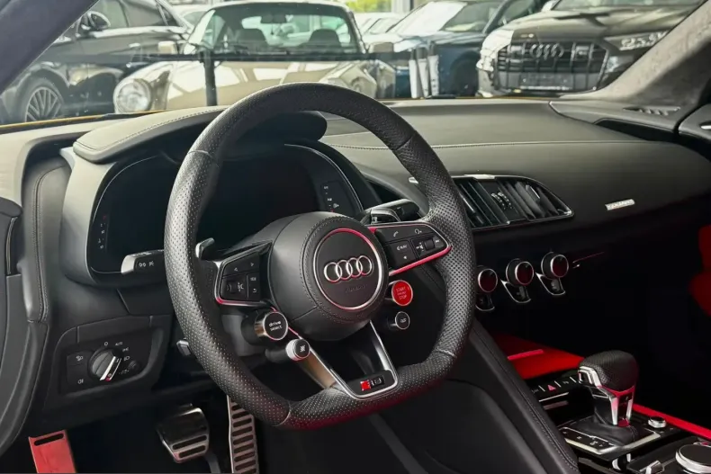 Audi R8 din 2024 cu 12.600 km - oferta AUD226372 - foto 10