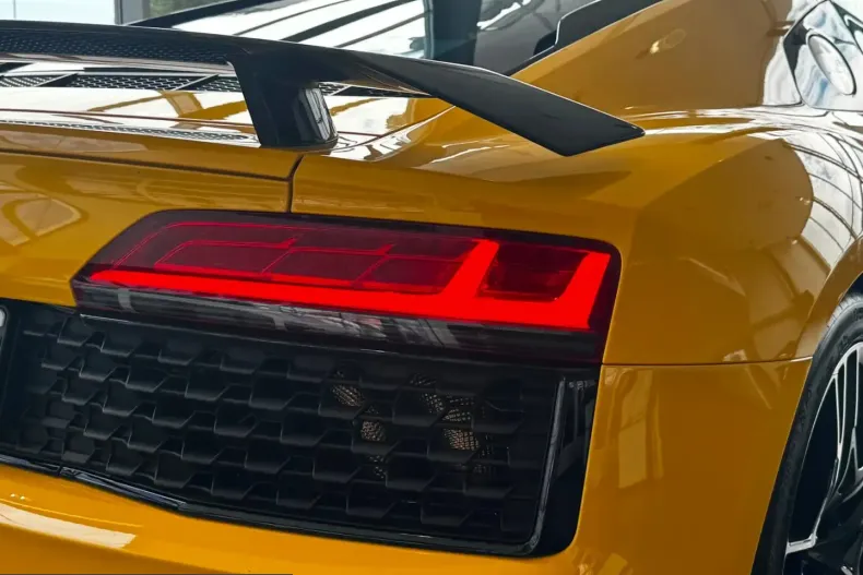 Audi R8 din 2024 cu 12.600 km - oferta AUD226372 - foto 20