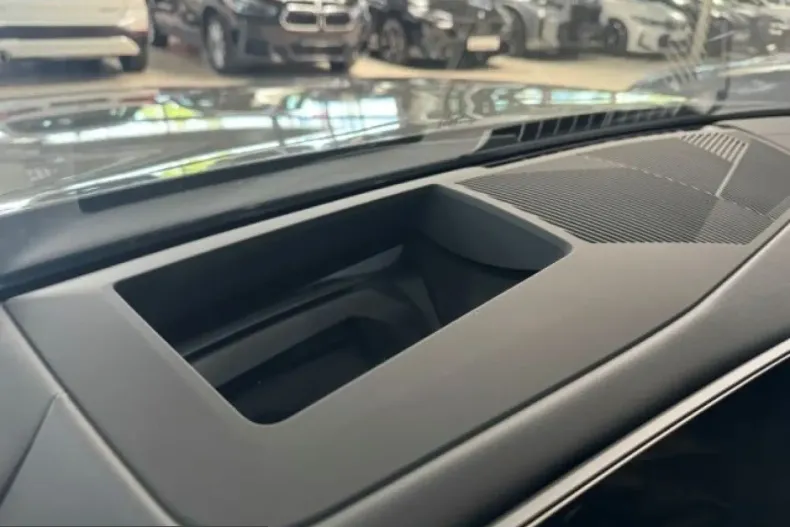 BMW 540 (Seria 5) din 2025 cu 19.950 km - oferta BMW226377 - foto 11