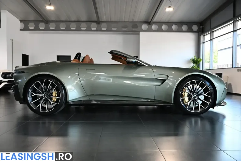 Aston Martin V8 Vantage din 2025 cu 9.720 km - oferta AST226378 - foto 11