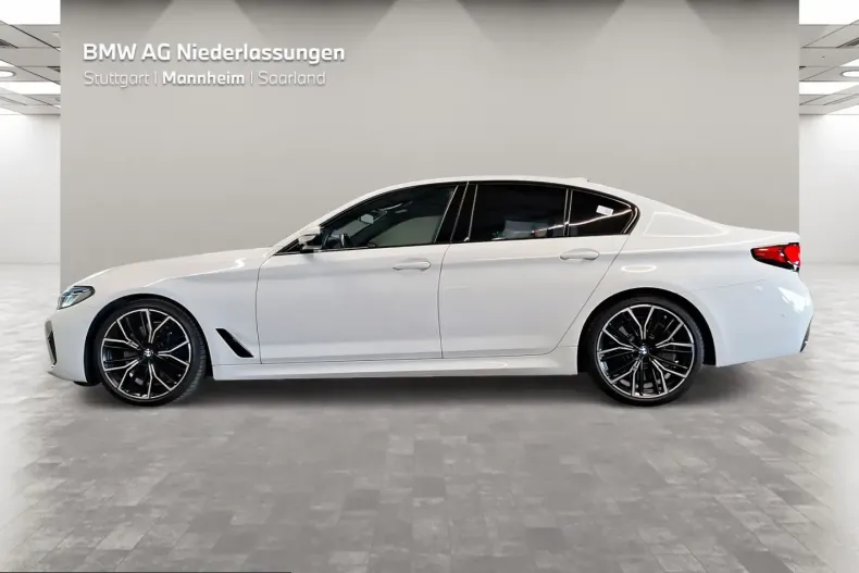 BMW M550 (Seria 5) din 2023 cu 45.533 km - oferta BMW226380 - foto 3