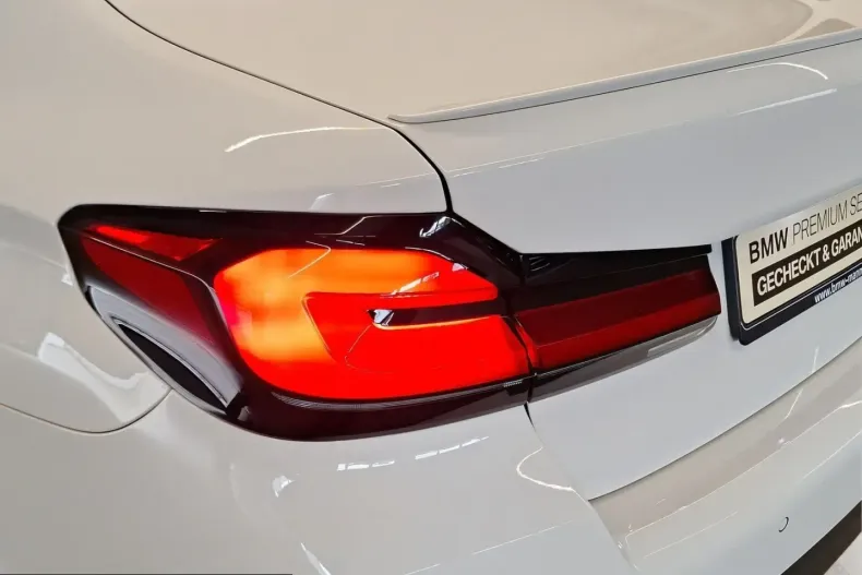 BMW M550 (Seria 5) din 2023 cu 45.533 km - oferta BMW226380 - foto 10