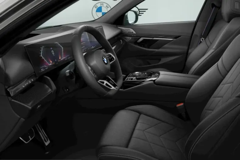 BMW 540 (Seria 5) din 2025 cu 23.386 km - oferta BMW226382 - foto 3