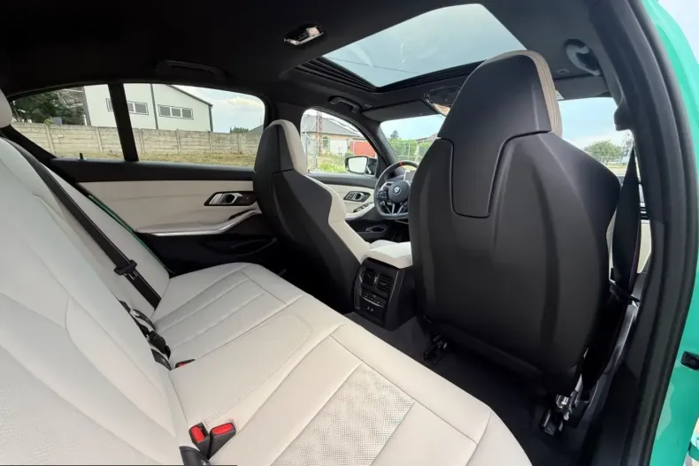 BMW M3 (Seria 3) din 2025 cu 6.500 km - oferta BMW226383 - foto 28