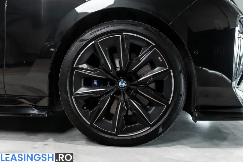 BMW 750 (Seria 7) din 2025 cu 16.500 km - oferta BMW226385 - foto 7