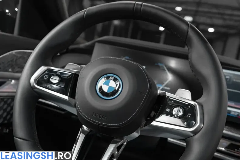 BMW 750 (Seria 7) din 2025 cu 16.500 km - oferta BMW226385 - foto 19