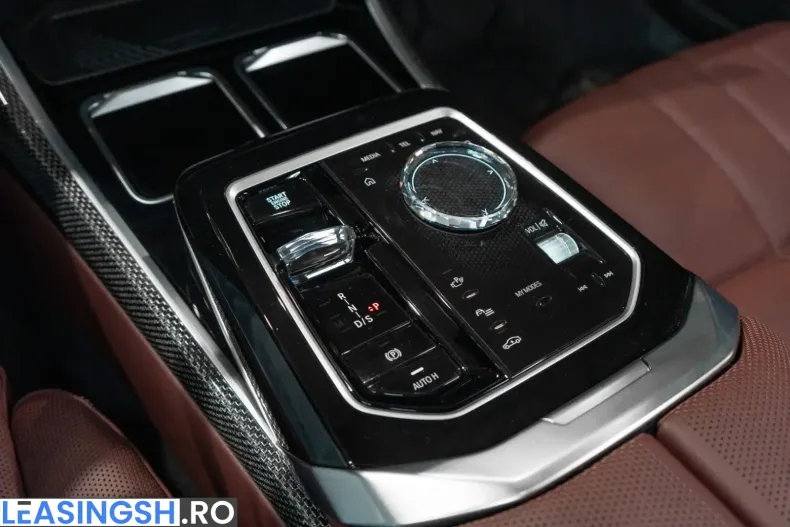 BMW 750 (Seria 7) din 2025 cu 16.500 km - oferta BMW226385 - foto 24