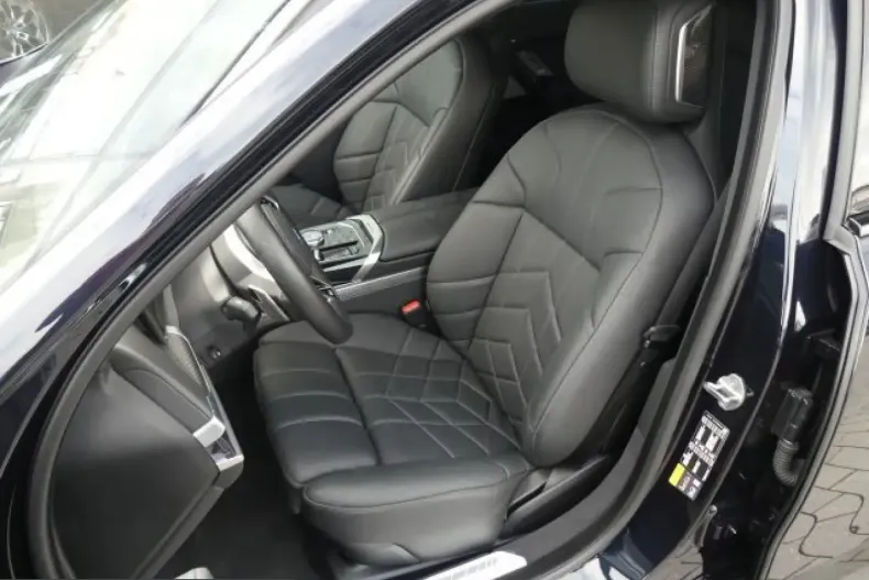 BMW i7 (Seria 7) din 2024 cu 15.450 km - oferta BMW226386 - foto 7