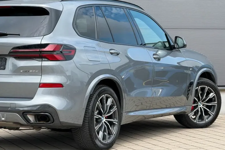 BMW X5 (Seria X) din 2024 cu 23.083 km - oferta BMW226388 - foto 11