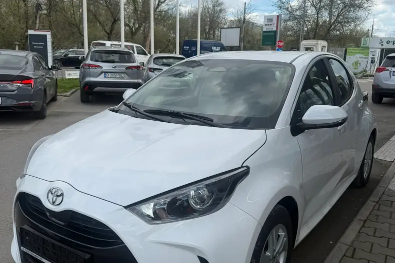 Toyota Yaris din 2026 cu 10 km - oferta TOY226389 - foto 4
