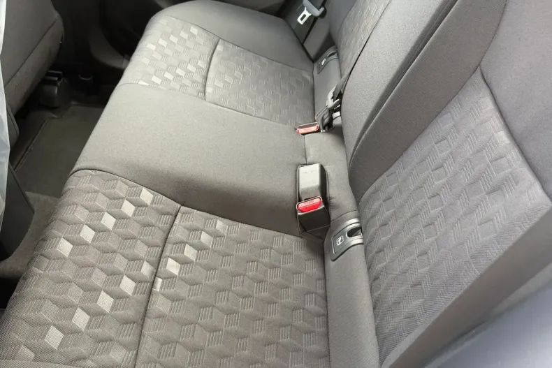 Toyota Yaris din 2026 cu 10 km - oferta TOY226389 - foto 9