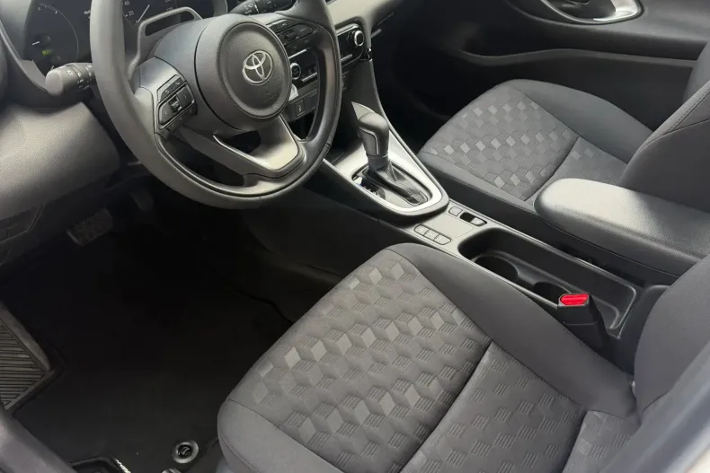 Toyota Yaris din 2026 cu 10 km - oferta TOY226389 - foto 11