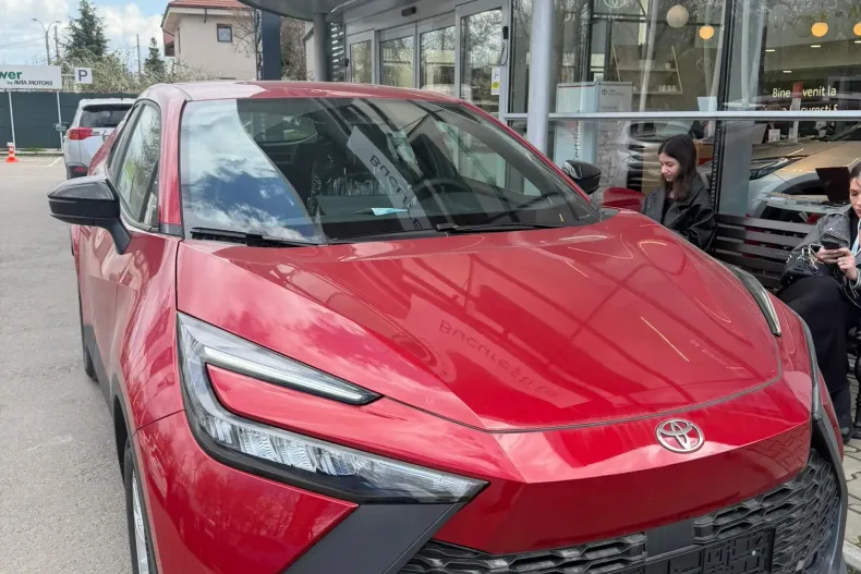 Toyota C-HR din 2025 cu 10 km - oferta TOY226390 - foto 5