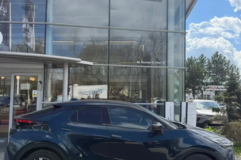 Toyota C-HR din 2025 cu 10 km - oferta TOY226391 - foto 1
