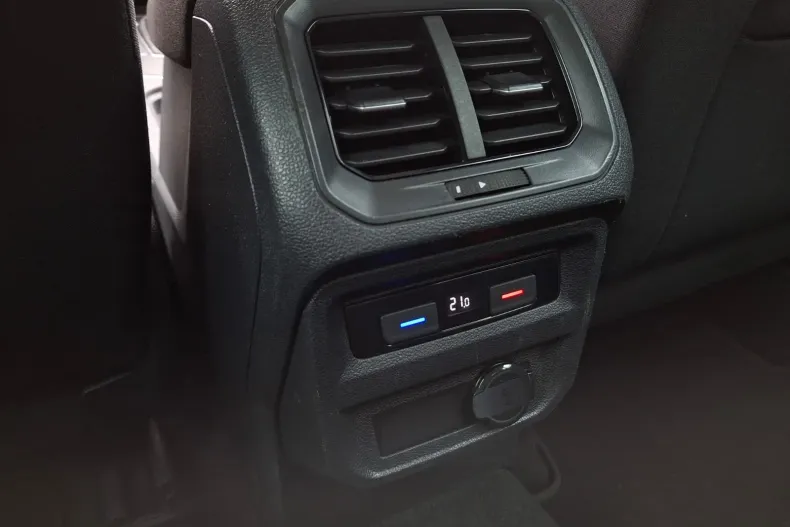 Volkswagen Tiguan din 2021 cu 108.040 km - oferta VOL226392 - foto 29