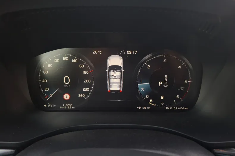 Volvo XC60 din 2021 cu 119.282 km - oferta VOL226395 - foto 10