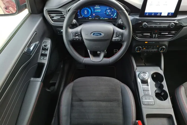 Ford Kuga din 2023 cu 22.312 km - oferta FOR226396 - foto 14