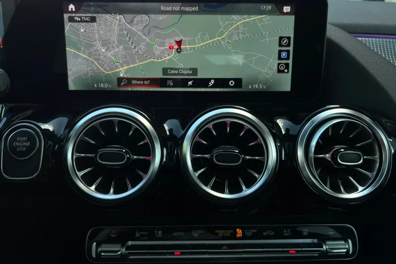 Mercedes-Benz GLA (Clasa GLA) din 2022 cu 24.607 km - oferta MER226399 - foto 21