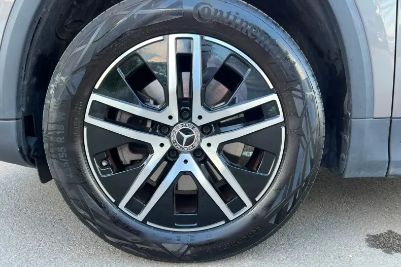 Mercedes-Benz GLA (Clasa GLA) din 2022 cu 24.607 km - oferta MER226399 - foto 24