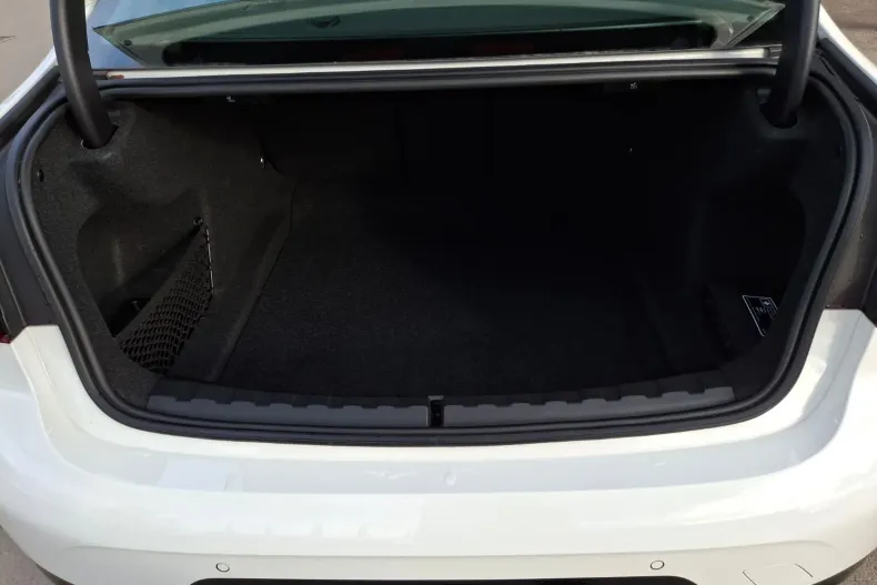 BMW 330i (Seria 3) din 2023 cu 43.079 km - oferta BMW226403 - foto 24