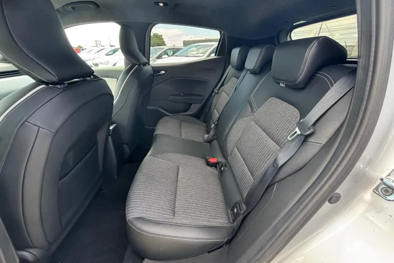 Renault Clio din 2022 cu 116.191 km - oferta REN226408 - foto 6