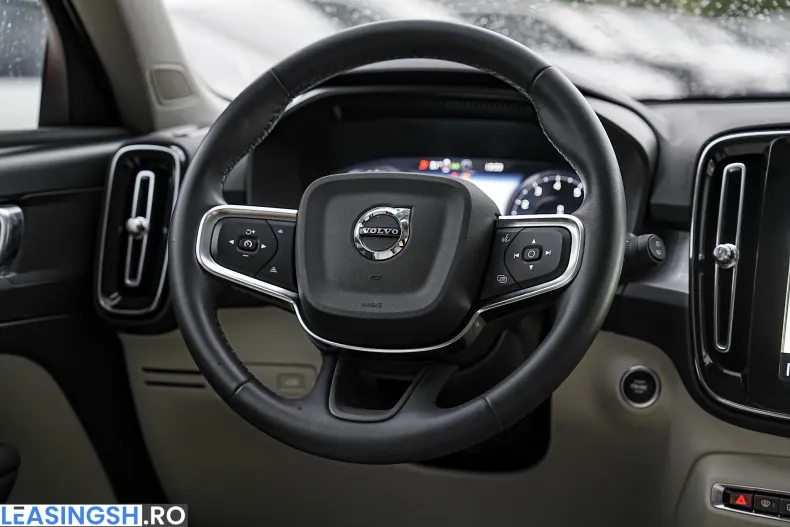 Volvo XC40 din 2021 cu 25.650 km - oferta VOL226409 - foto 20