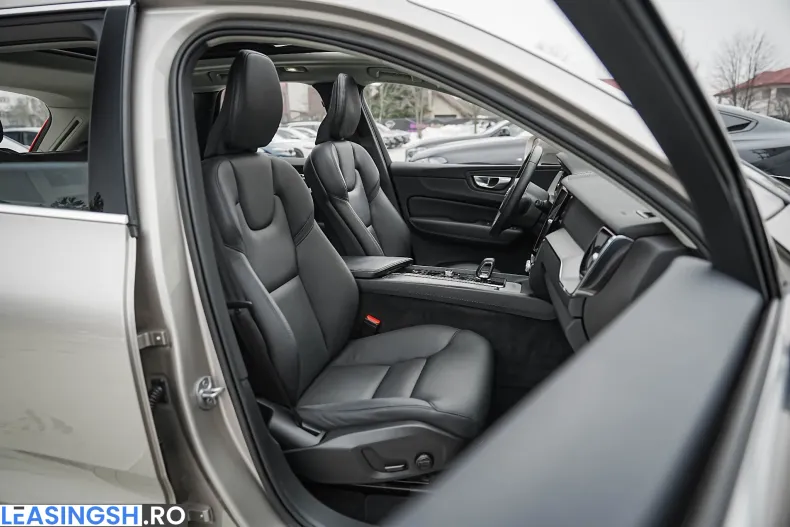 Volvo XC60 din 2023 cu 115.150 km - oferta VOL226424 - foto 17