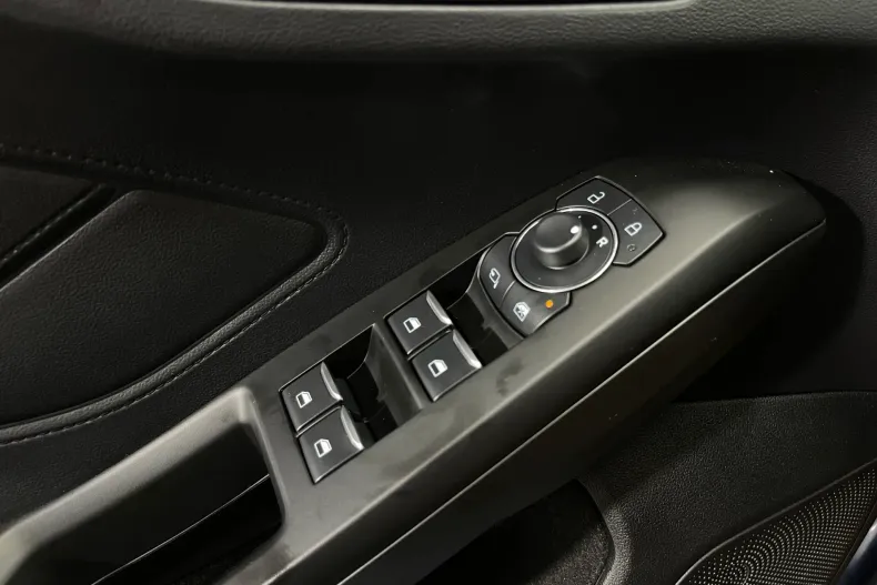 Ford Focus din 2023 cu 45.953 km - oferta FOR226436 - foto 20