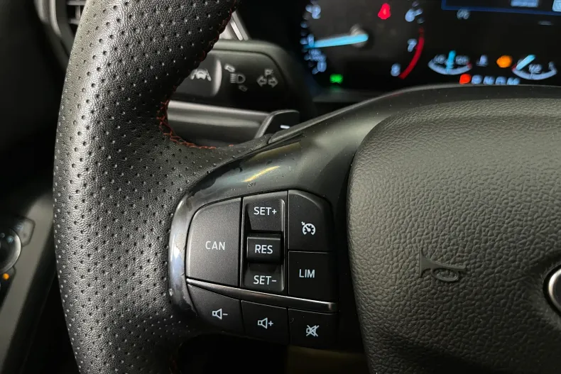 Ford Focus din 2023 cu 45.953 km - oferta FOR226436 - foto 22
