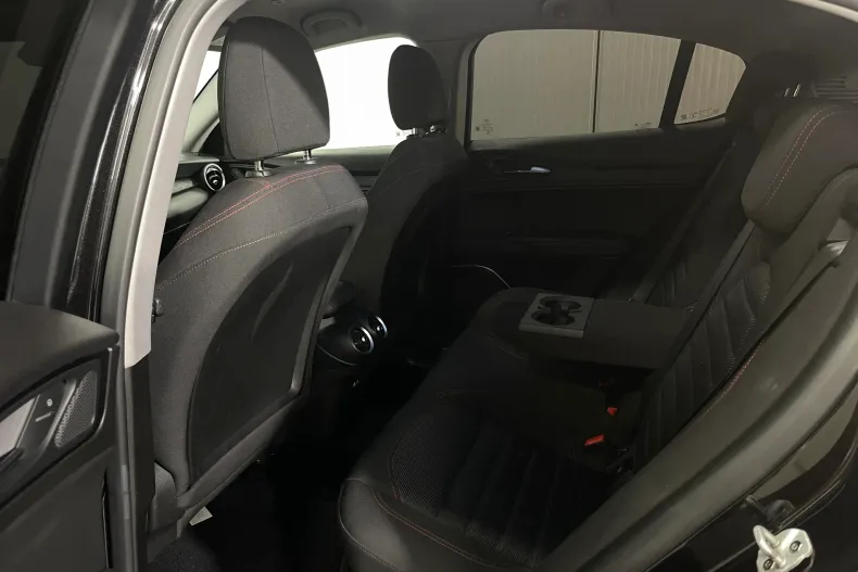 Alfa Romeo Stelvio din 2021 cu 162.212 km - oferta ALF226437 - foto 11