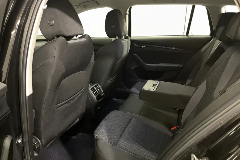 Skoda Octavia din 2022 cu 136.084 km - oferta SKO226440 - foto 11