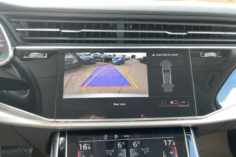 Audi Q7 din 2021 cu 62.832 km - oferta AUD226442 - foto 14