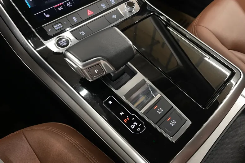 Audi Q7 din 2021 cu 62.832 km - oferta AUD226442 - foto 31