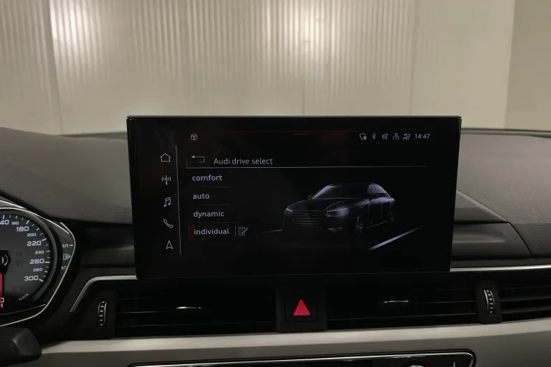 Audi A4 Limuzina din 2023 cu 76.130 km - oferta AUD226443 - foto 16