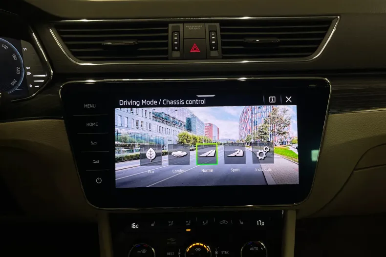 Skoda Superb din 2022 cu 142.858 km - oferta SKO226444 - foto 15